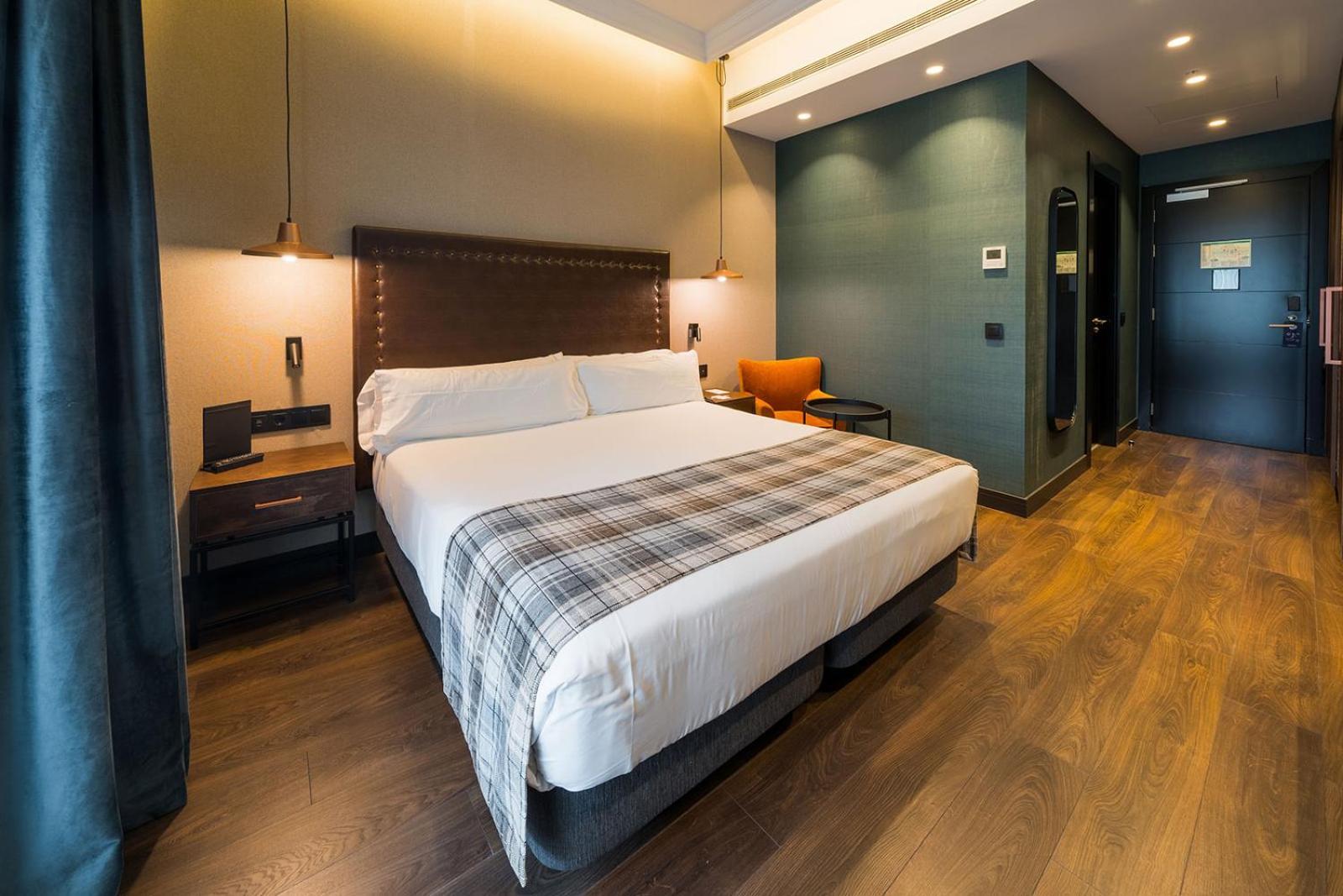 Hotel Catalonia Donosti 4*